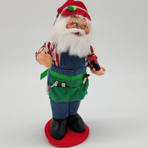 Annalee Workshop Santa Elf Doll In Overalls With Tool Belt Red Hat 2010 - Picture 1 of 8
